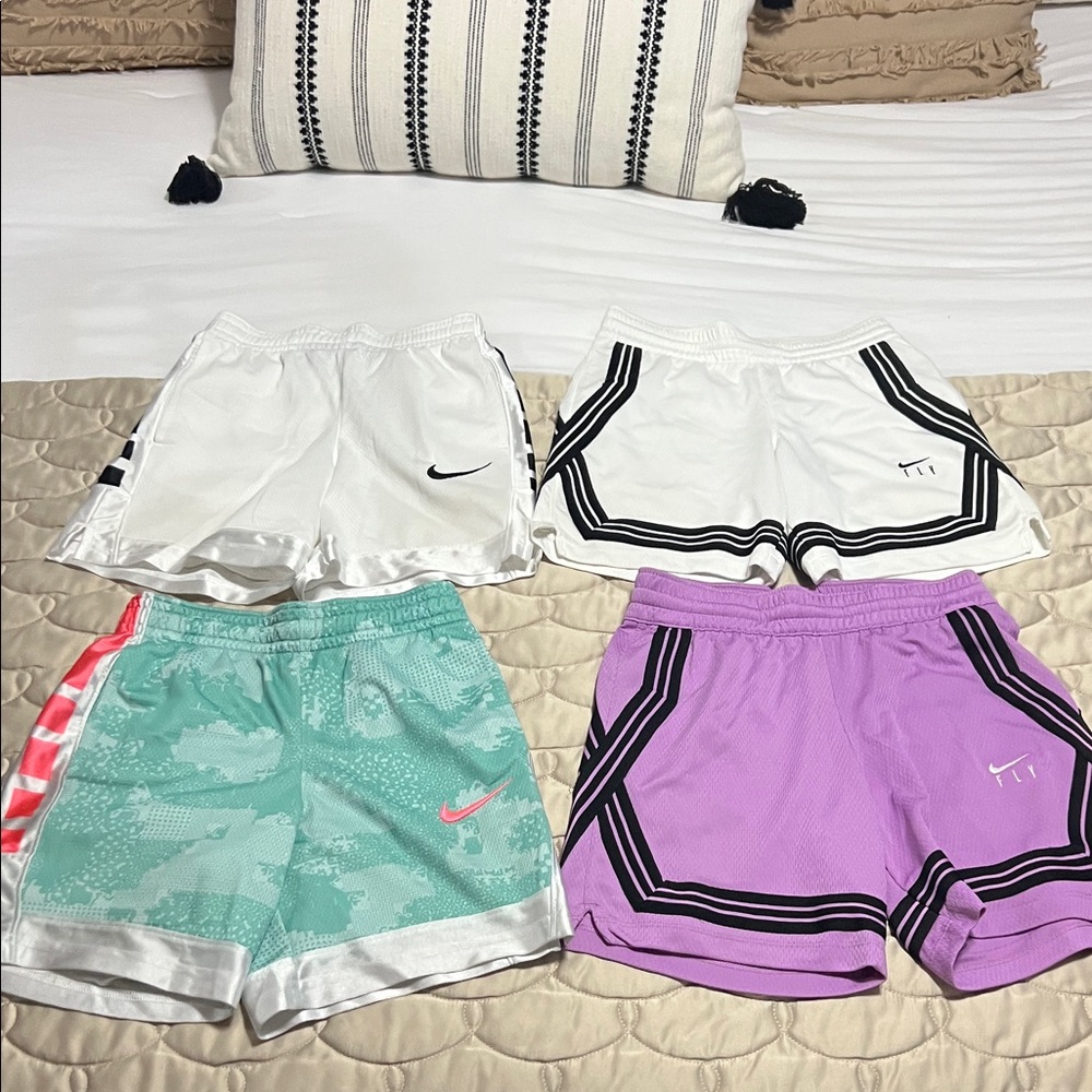 Basketball shorts. Nike Kids Shorts Set - White, Mint, Purple. Youth XS. Small